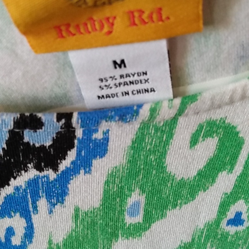 Ruby Rd. Top M - Picture 4 of 6